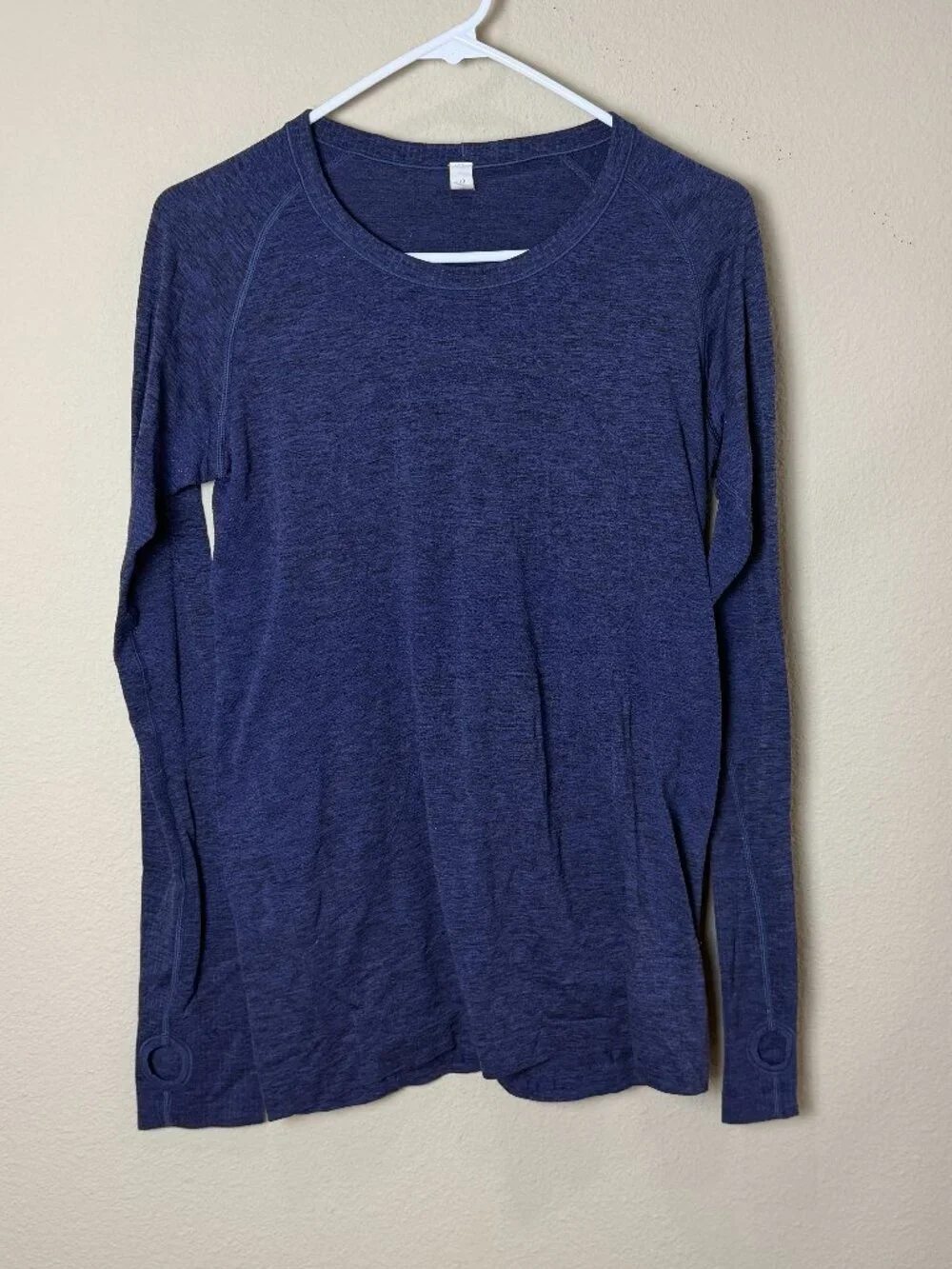 Lululemon Swiftly Tech Round Neck Navy Blue Heather Size 10